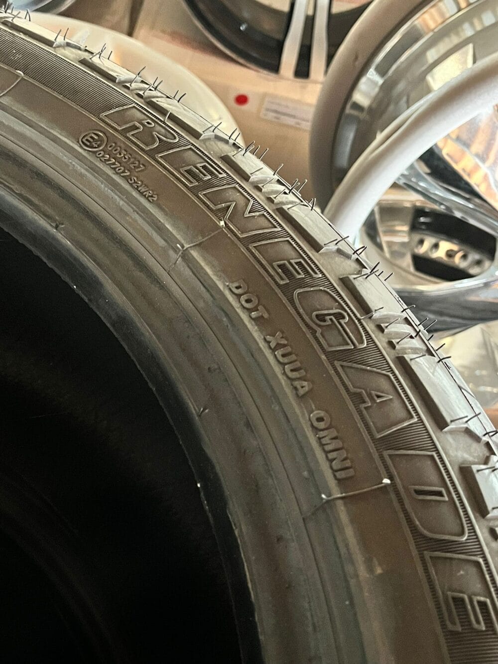 RADAR RENEGADE A/T 5 33X12.5R22 LT 109Q M+S USATE