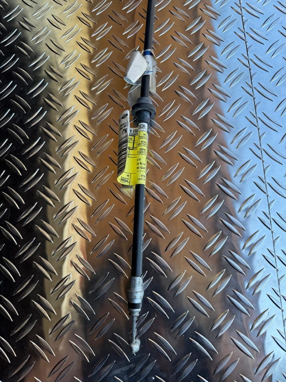 CAVO FRENO STAZIONAMENTO ANT F250/F350 1999/2005