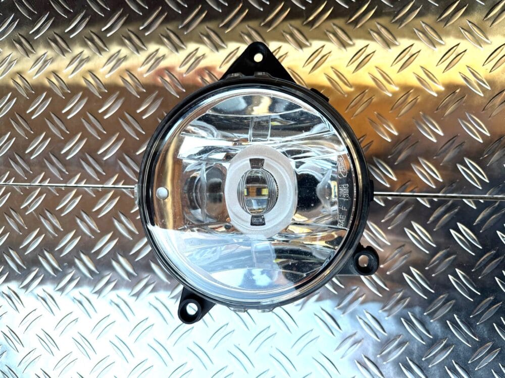 COPPIA FENDINEBBIA LED PER GRIGLIA ANT FORD MUSTANG 2013/2014