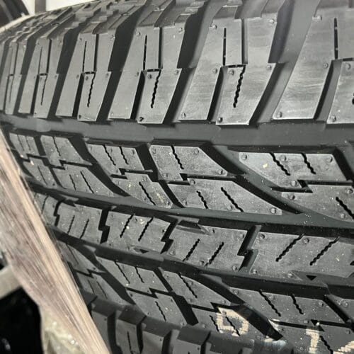 YOKOHAMA GEOLANDAR A/T G015 255/75R17