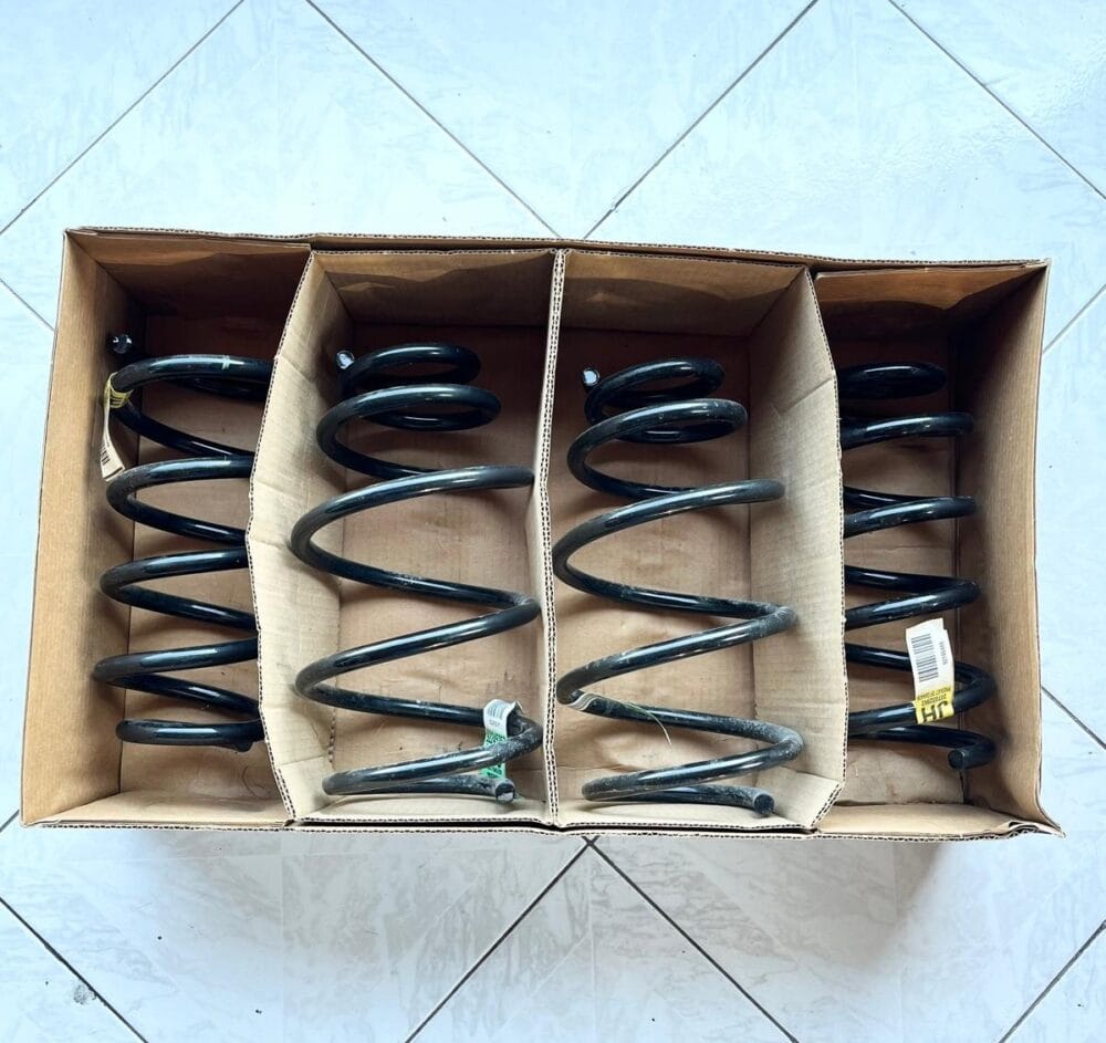 KIT MOLLE ORIGINALI GM PER CAMARO 2010/2015