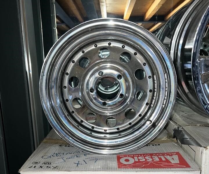 CERCHI IN ACCIAIO JEEP 15" 5 FORI