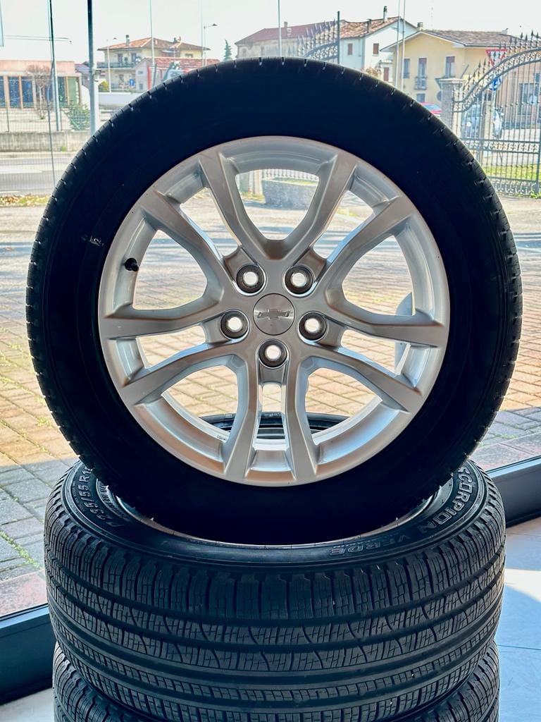 CERCHI E GOMME CHEVROLET CAMARO 18"