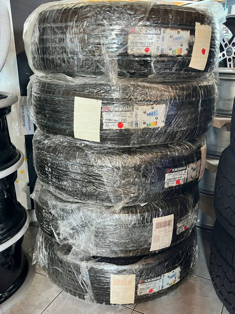 YOKOHAMA GEOLANDAR A/T G015 255/75R17