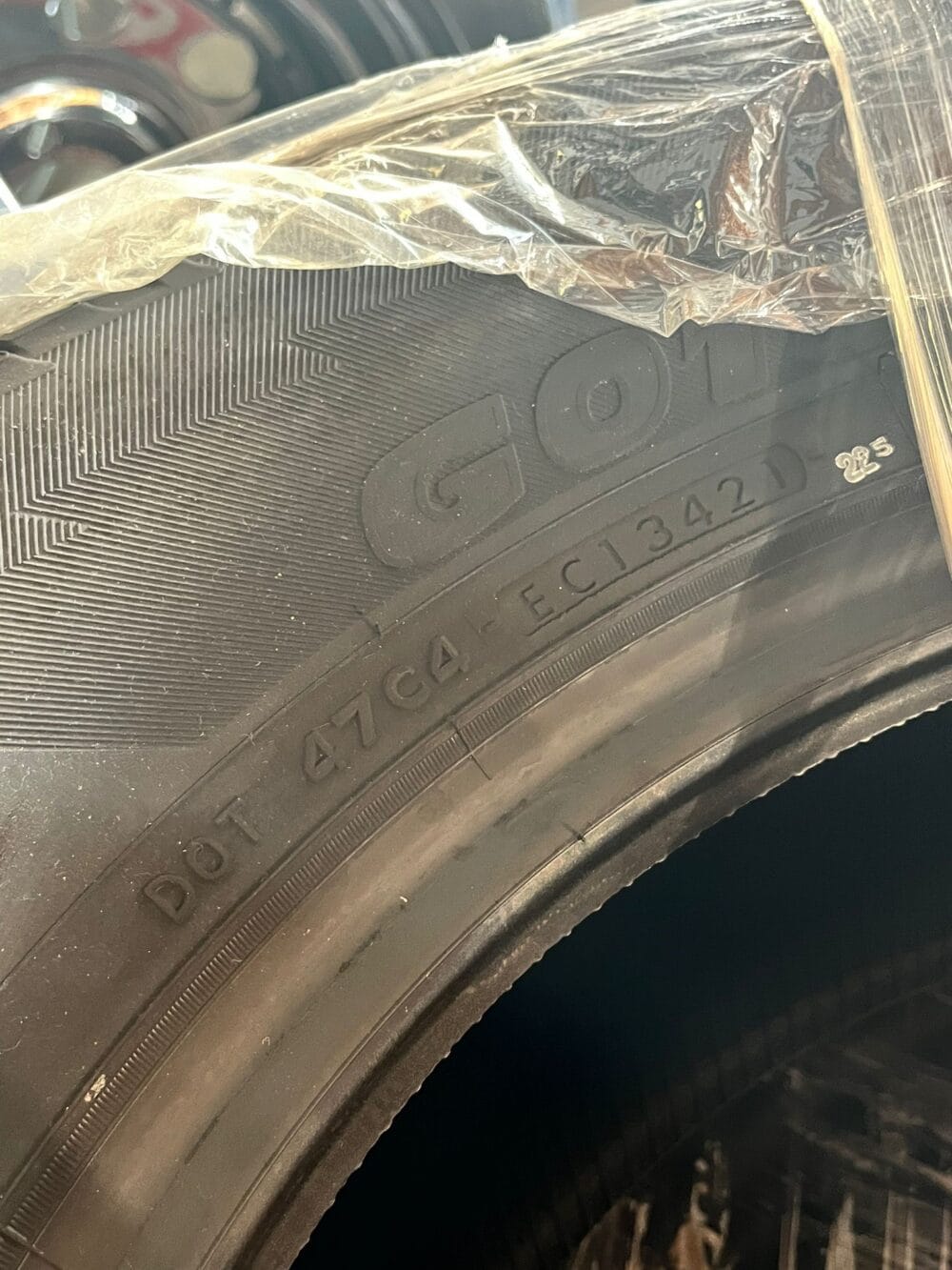 YOKOHAMA GEOLANDAR A/T G015 255/75R17