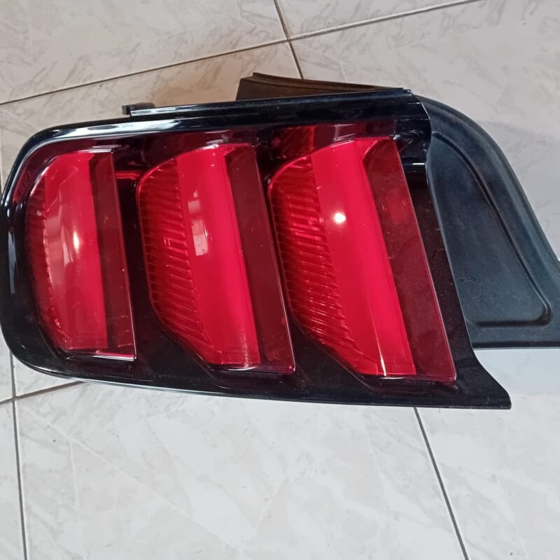 faro posteriore sx ford mustang 2015/2017 FARO POSTERIORE SX FORD MUSTANG 2015/2017