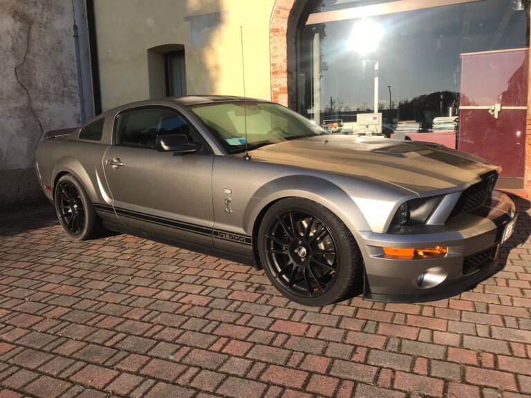FORD MUSTANG SHELBY GT 500 - CARFAX PULITO
